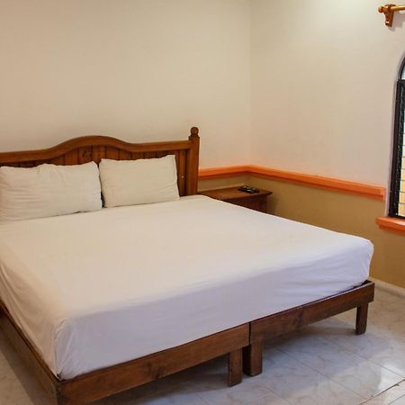 Hotel Vista Caribe 5Ta Av A 5 Pasos De La Playa Πλάγια Ντελ Κάρμεν Εξωτερικό φωτογραφία