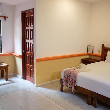 Hotel Vista Caribe 5Ta Av A 5 Pasos De La Playa Πλάγια Ντελ Κάρμεν Εξωτερικό φωτογραφία