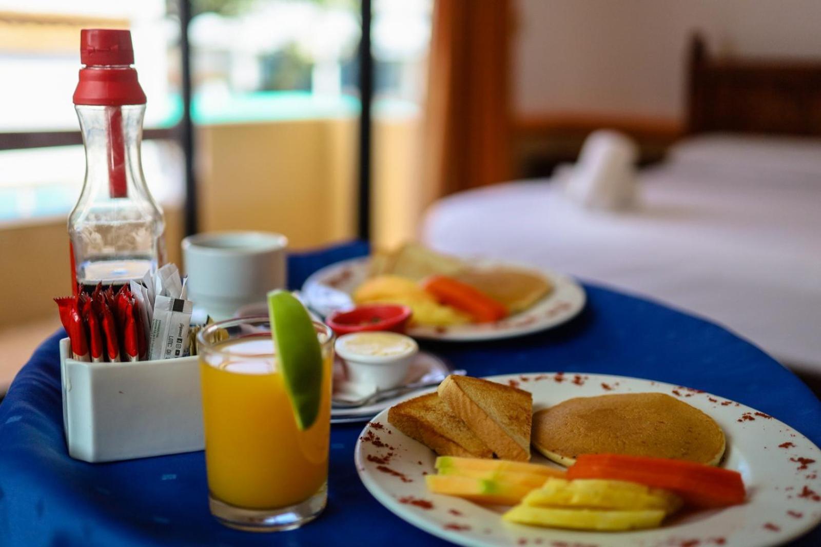 Hotel Vista Caribe 5Ta Av A 5 Pasos De La Playa Πλάγια Ντελ Κάρμεν Εξωτερικό φωτογραφία