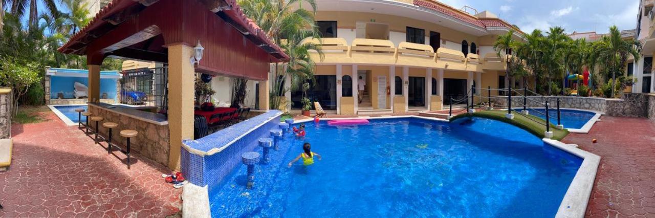 Hotel Vista Caribe 5Ta Av A 5 Pasos De La Playa Πλάγια Ντελ Κάρμεν Εξωτερικό φωτογραφία