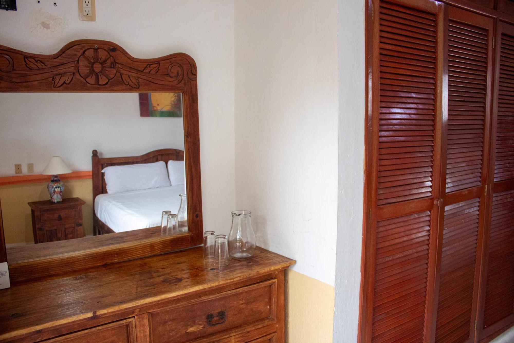 Hotel Vista Caribe 5Ta Av A 5 Pasos De La Playa Πλάγια Ντελ Κάρμεν Εξωτερικό φωτογραφία