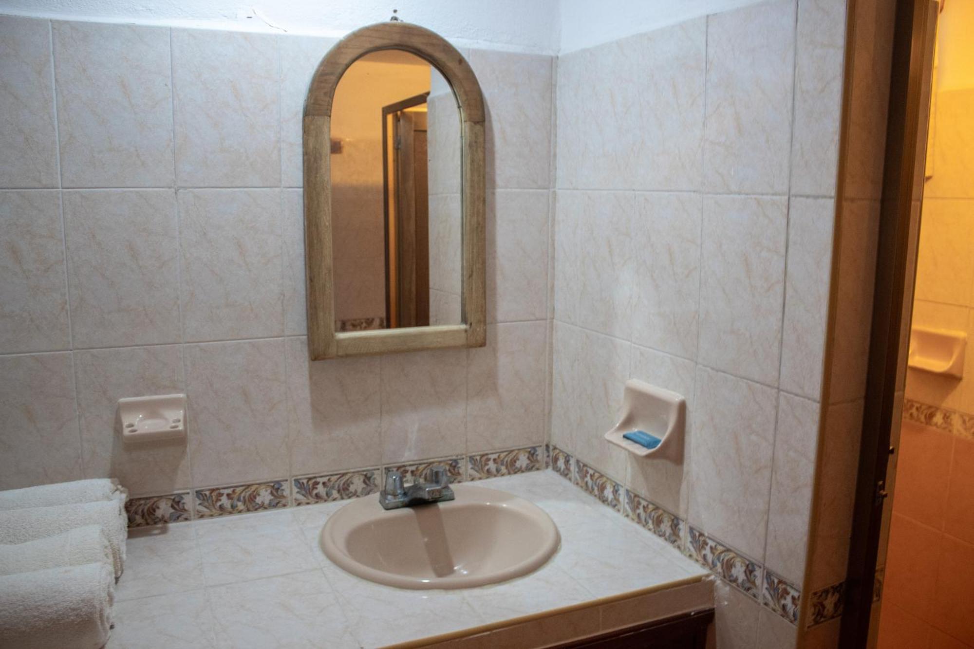 Hotel Vista Caribe 5Ta Av A 5 Pasos De La Playa Πλάγια Ντελ Κάρμεν Εξωτερικό φωτογραφία