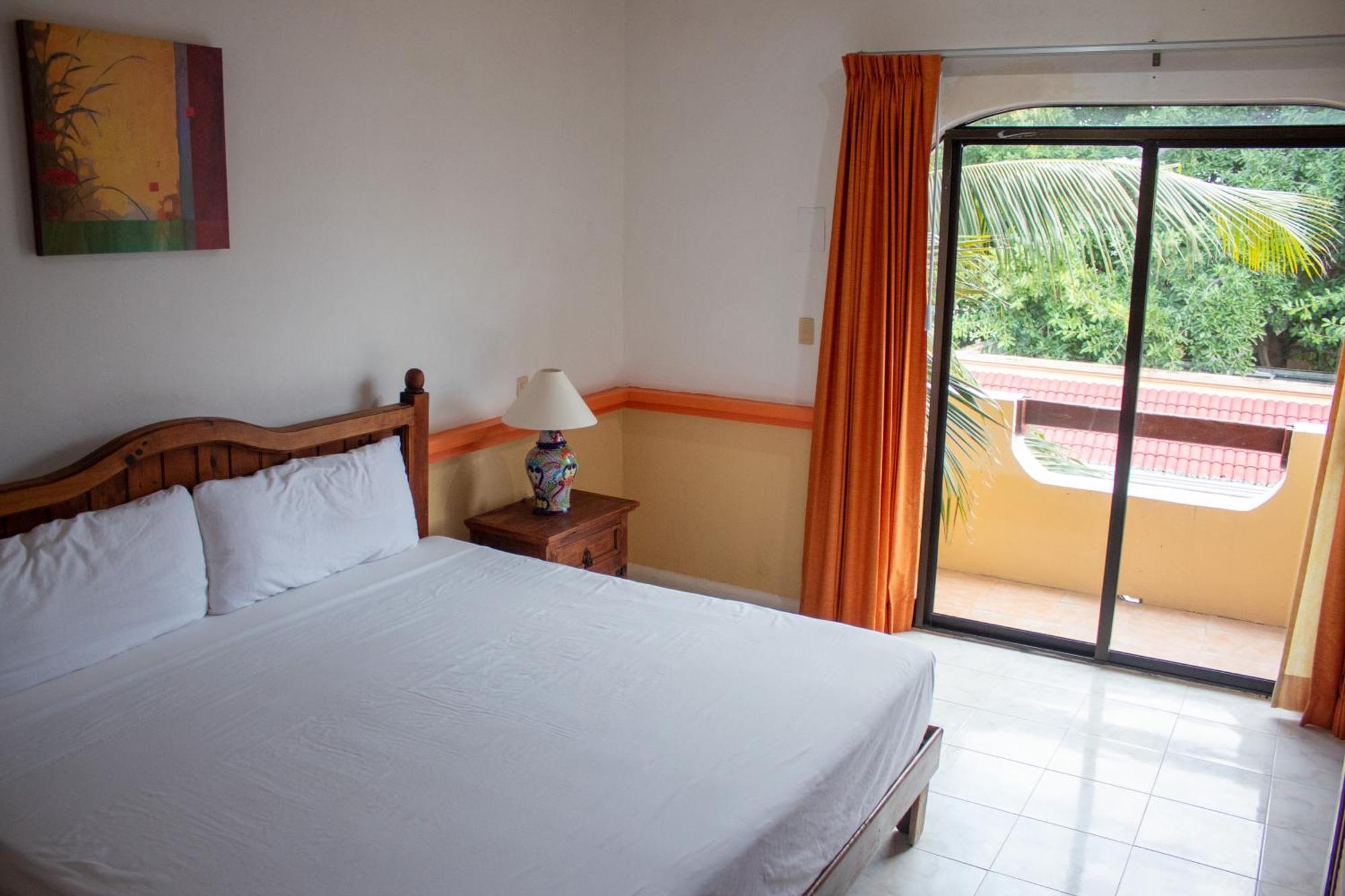 Hotel Vista Caribe 5Ta Av A 5 Pasos De La Playa Πλάγια Ντελ Κάρμεν Εξωτερικό φωτογραφία