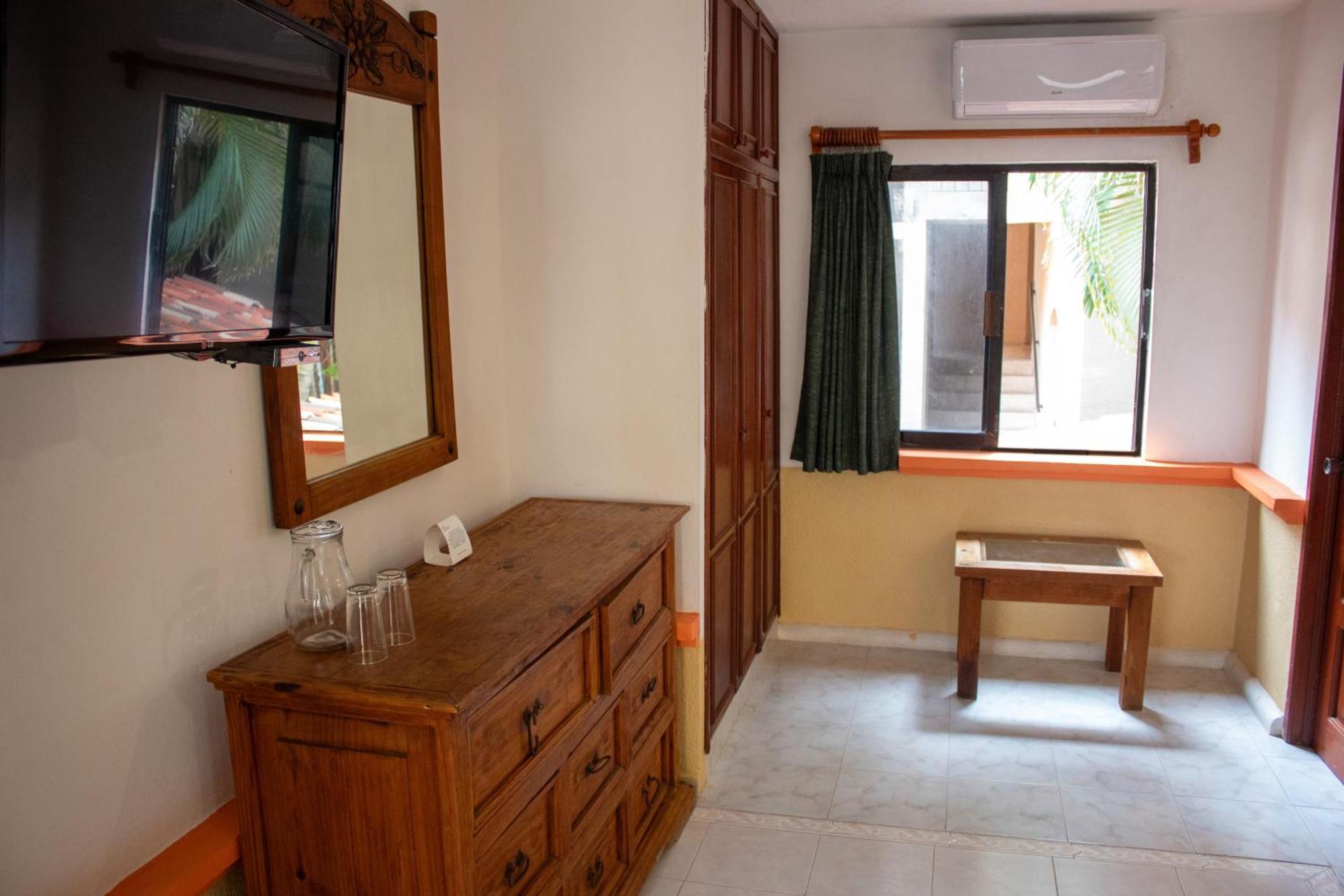 Hotel Vista Caribe 5Ta Av A 5 Pasos De La Playa Πλάγια Ντελ Κάρμεν Εξωτερικό φωτογραφία