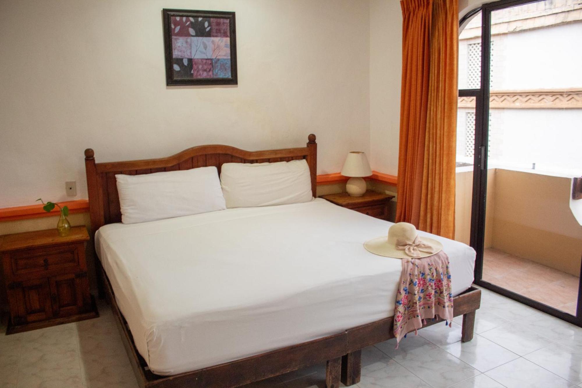 Hotel Vista Caribe 5Ta Av A 5 Pasos De La Playa Πλάγια Ντελ Κάρμεν Εξωτερικό φωτογραφία