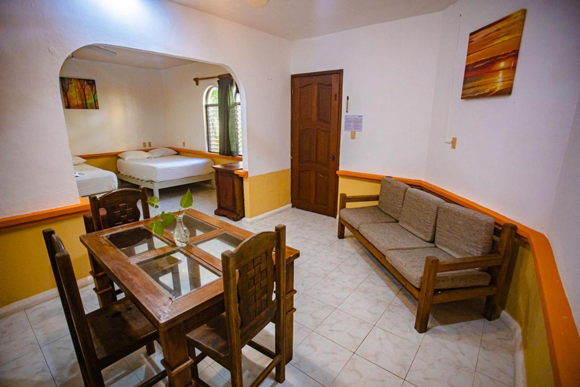 Hotel Vista Caribe 5Ta Av A 5 Pasos De La Playa Πλάγια Ντελ Κάρμεν Εξωτερικό φωτογραφία