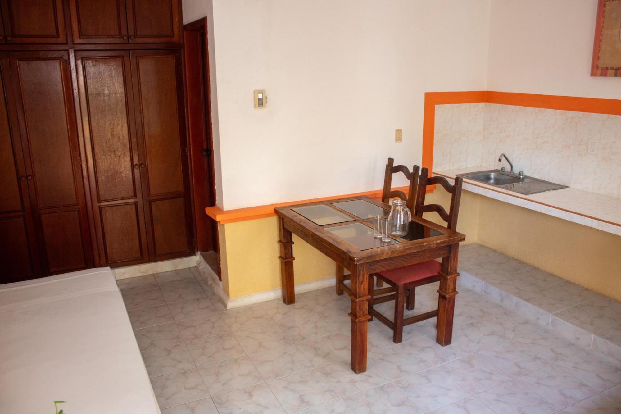 Hotel Vista Caribe 5Ta Av A 5 Pasos De La Playa Πλάγια Ντελ Κάρμεν Εξωτερικό φωτογραφία