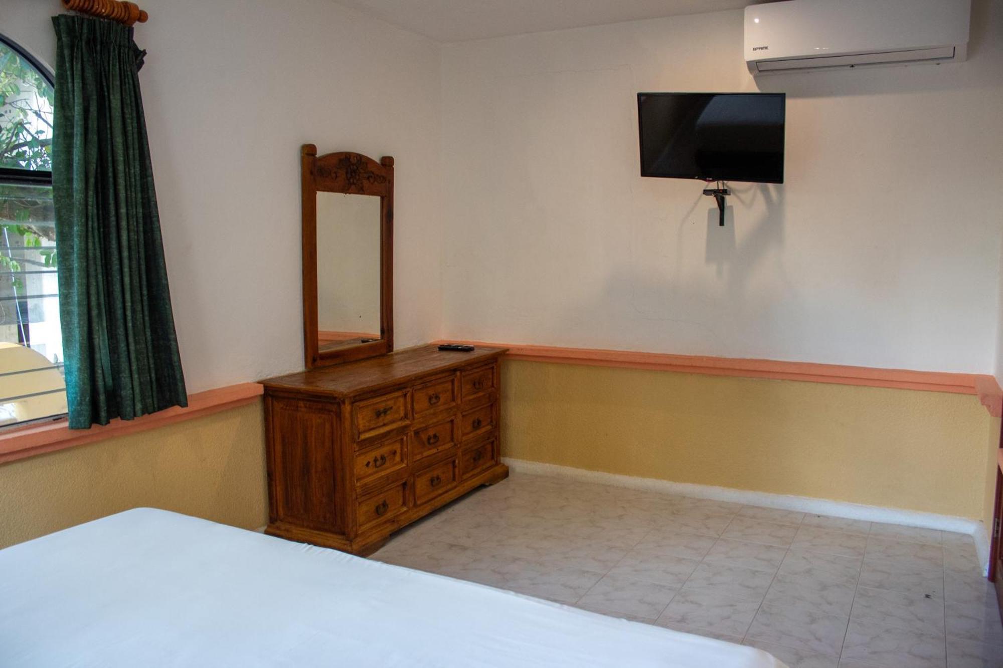 Hotel Vista Caribe 5Ta Av A 5 Pasos De La Playa Πλάγια Ντελ Κάρμεν Εξωτερικό φωτογραφία