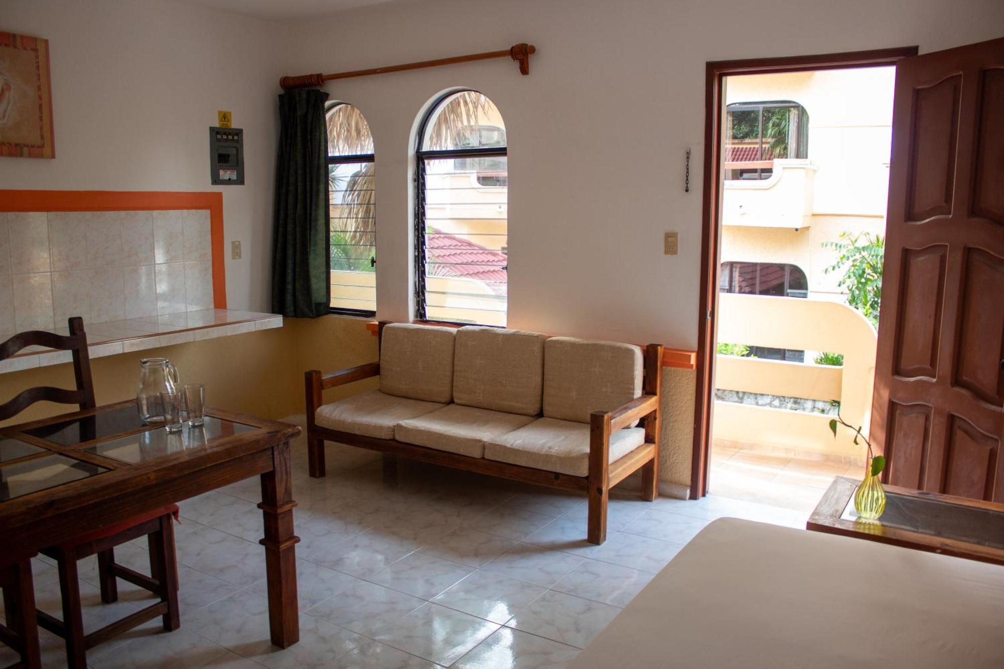 Hotel Vista Caribe 5Ta Av A 5 Pasos De La Playa Πλάγια Ντελ Κάρμεν Εξωτερικό φωτογραφία