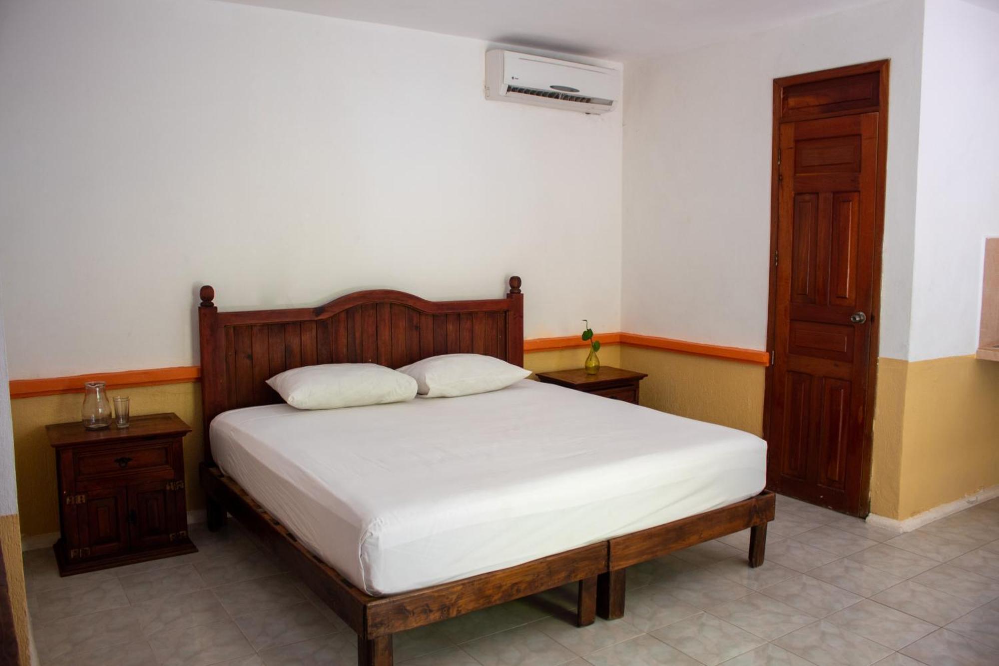Hotel Vista Caribe 5Ta Av A 5 Pasos De La Playa Πλάγια Ντελ Κάρμεν Εξωτερικό φωτογραφία