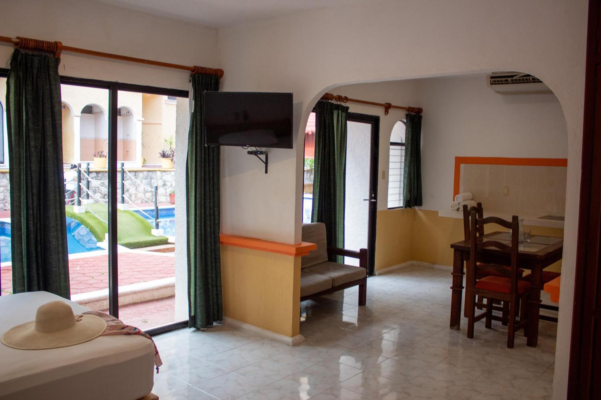 Hotel Vista Caribe 5Ta Av A 5 Pasos De La Playa Πλάγια Ντελ Κάρμεν Εξωτερικό φωτογραφία